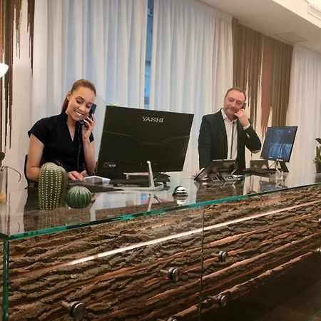 Outside Boutique Hotel Foggia Luaran gambar