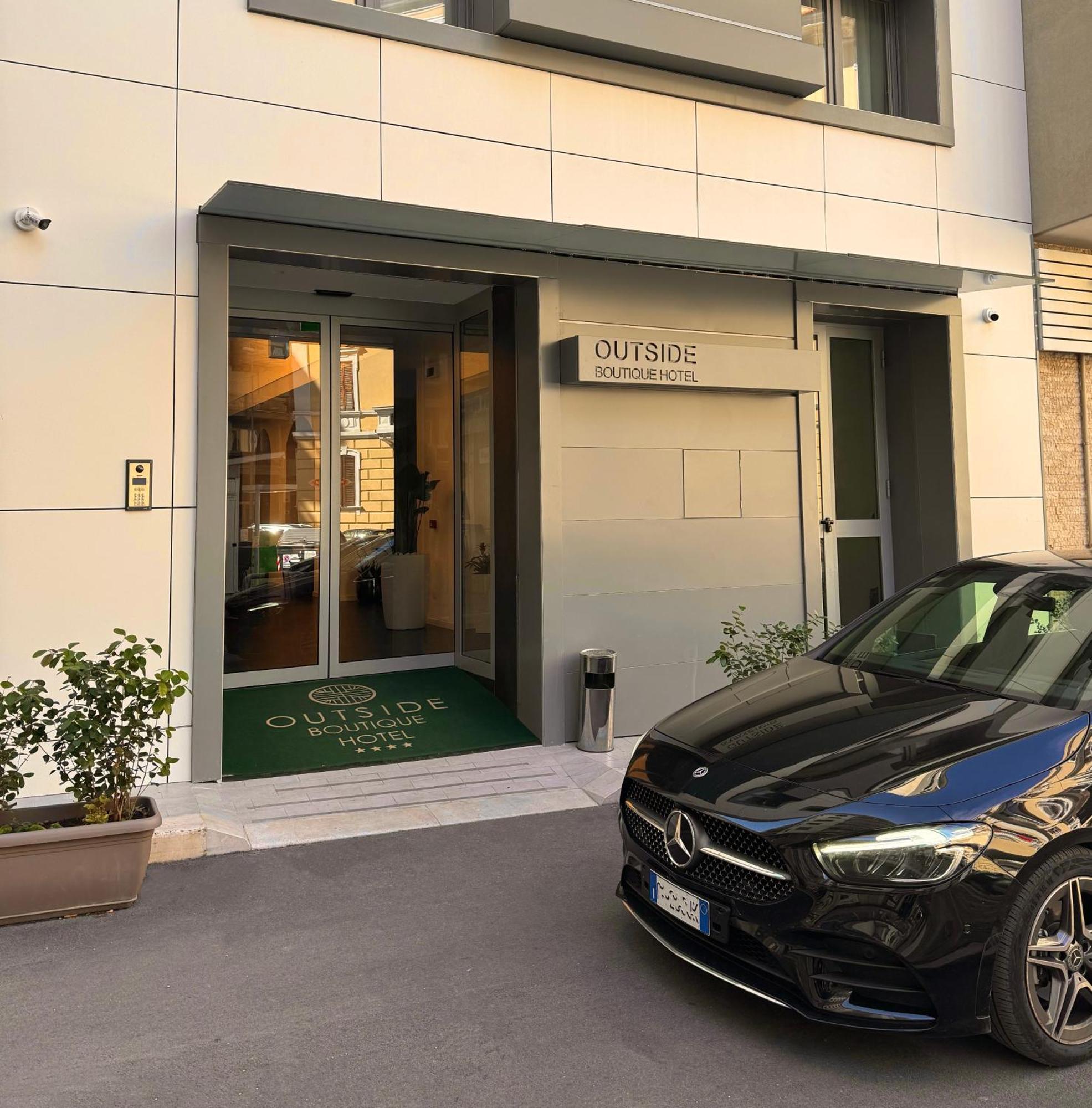 Outside Boutique Hotel Foggia Luaran gambar