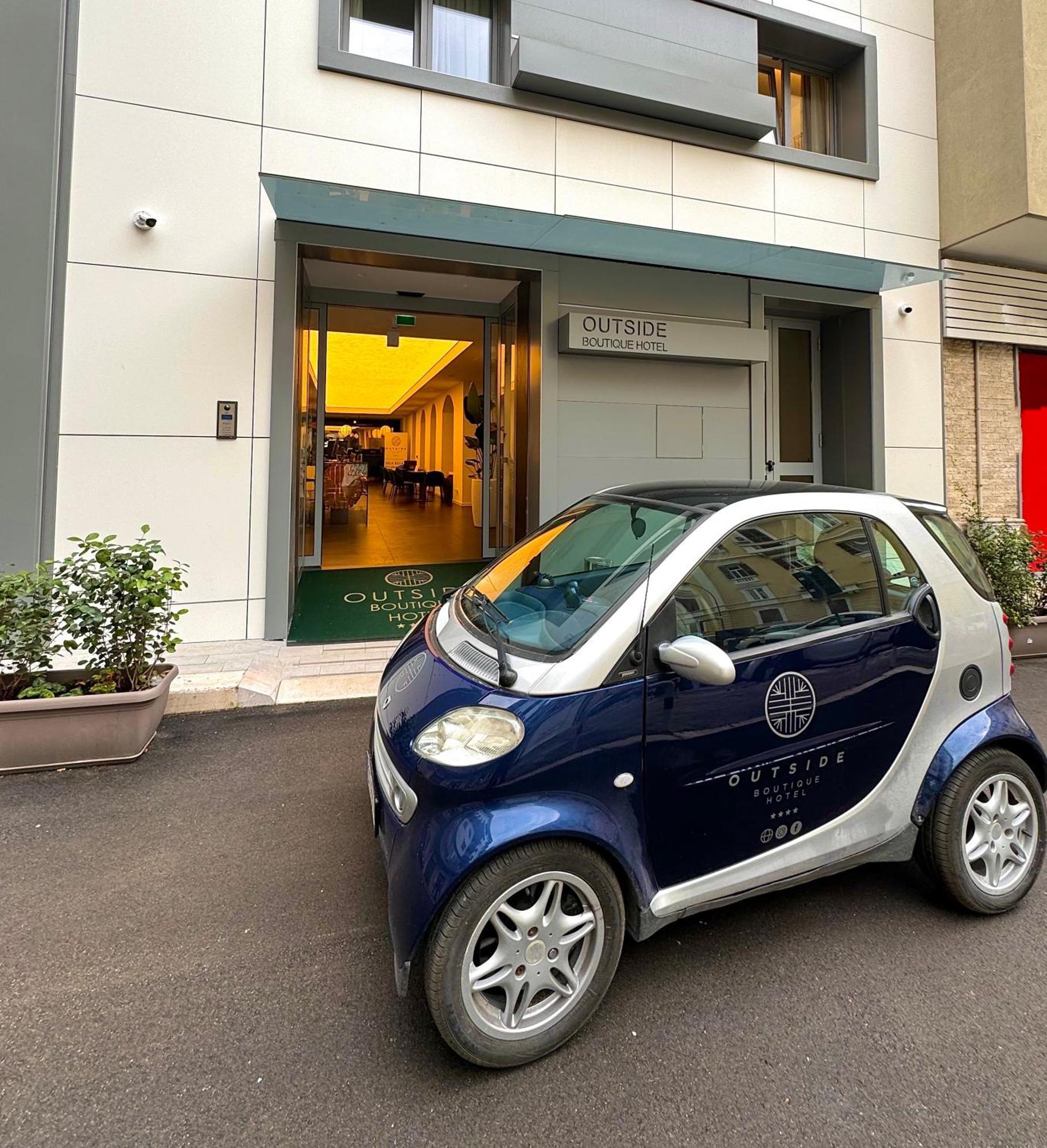 Outside Boutique Hotel Foggia Luaran gambar