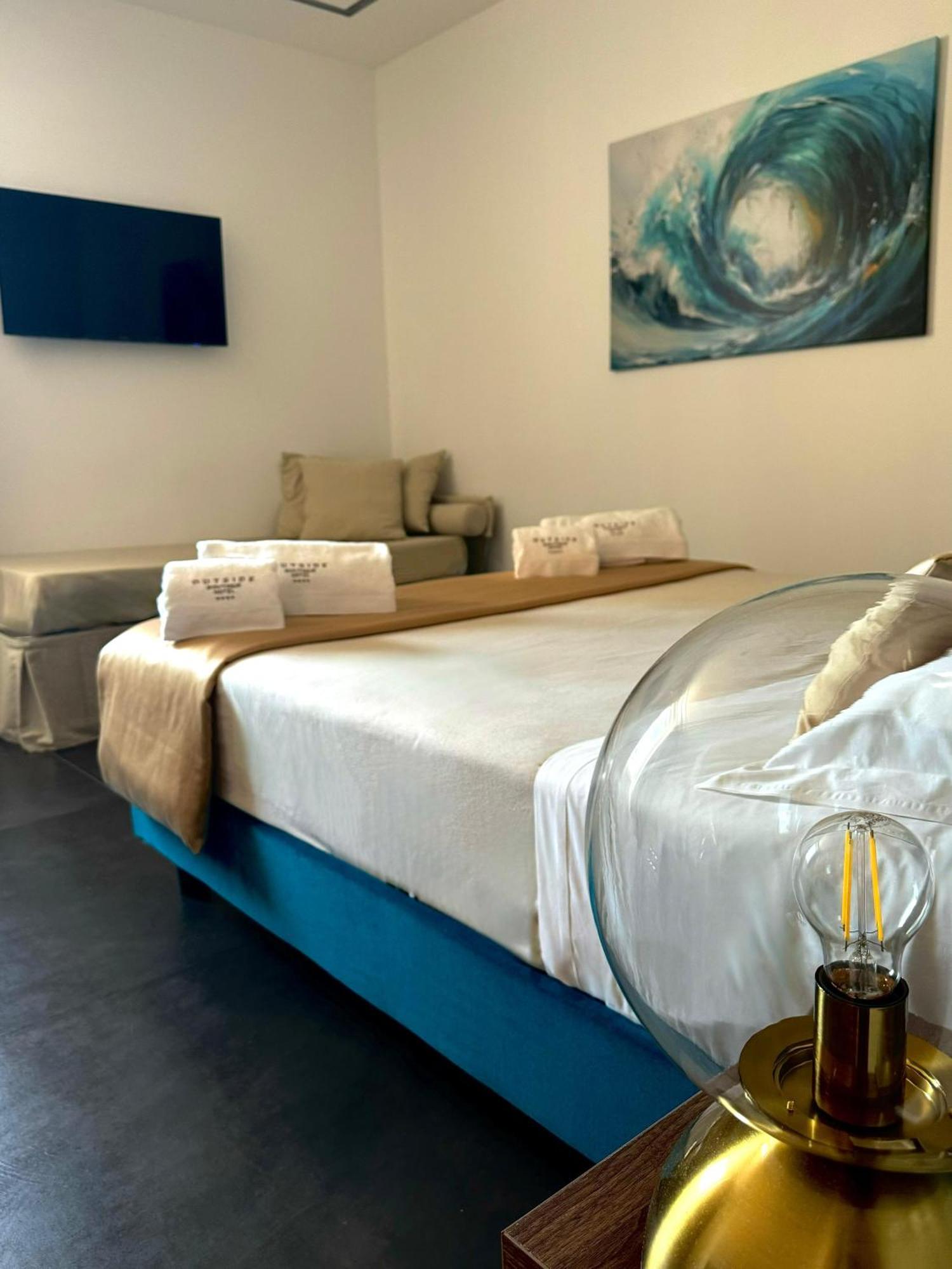 Outside Boutique Hotel Foggia Luaran gambar
